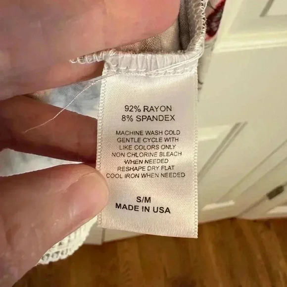 Classic Nurtured 9 Maternity Robe - Cream Floral size S/M - Picture 7 of 10